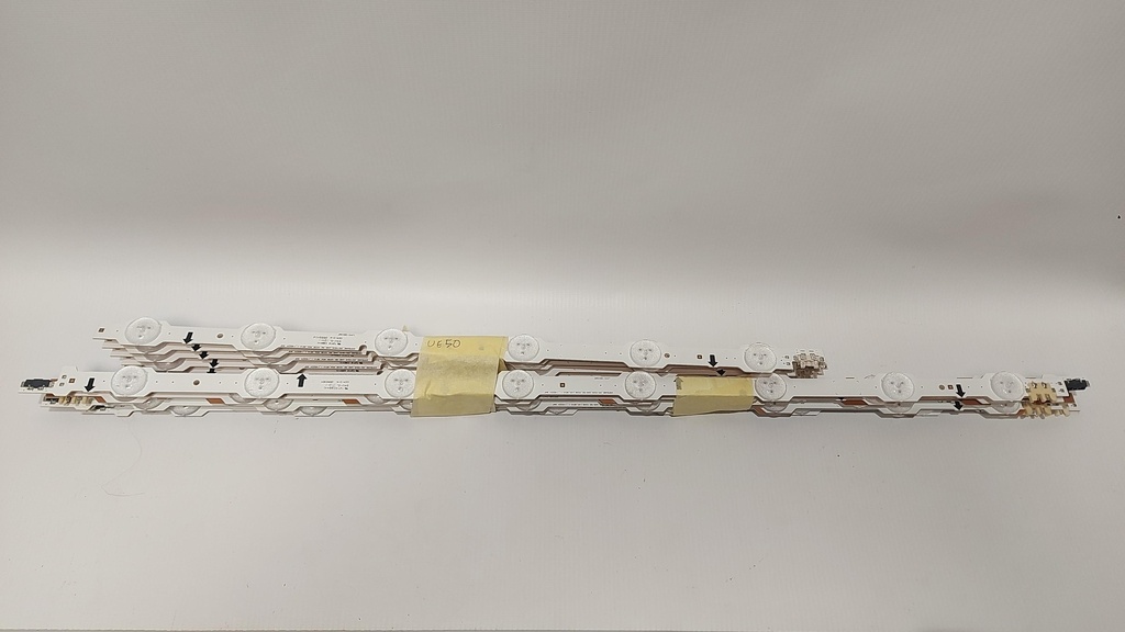 SAMSUNG UE50 – Barres LED 12 PIÈCES SAMSUNG_2014SUS_UHD_50_3228_R06_REV1.1_140224 NHF – Neuf
