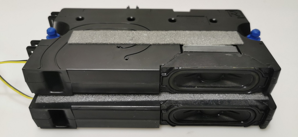 SAMSUNG UE65TU7025K – Paire de haut-parleurs