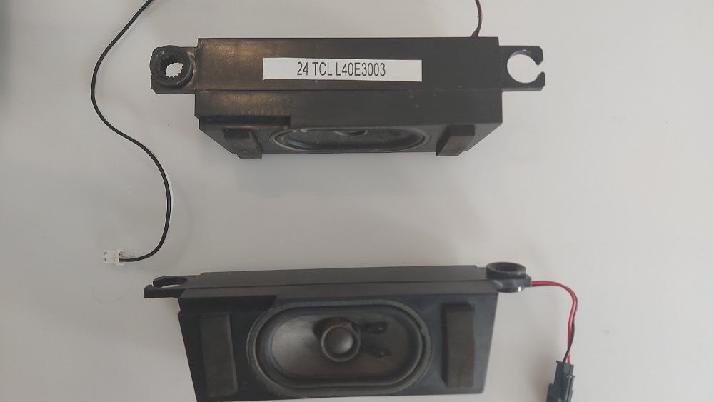 TCL L40E3003 – Haut-parleurs