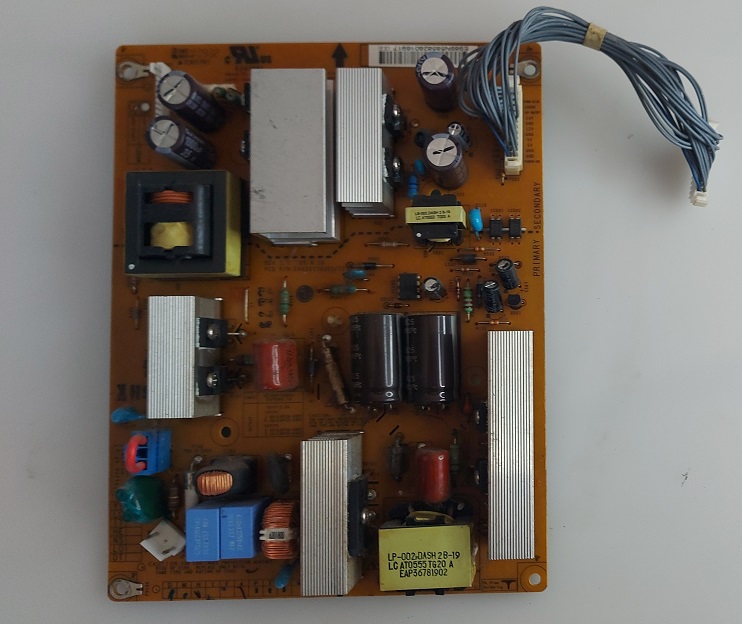 LG 32LG2100 CARTE ALIMENTATION EAX55176301 / 12 TESTE AVANT DEMONTAGE