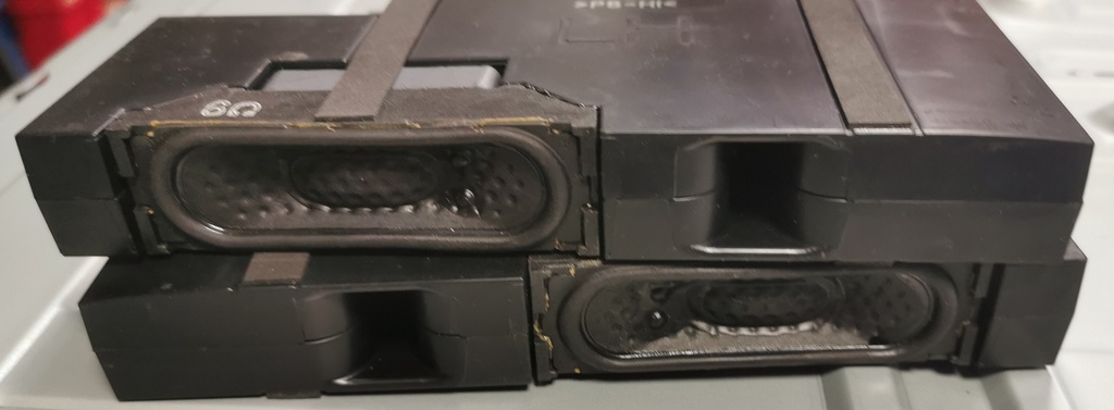 LG 50LF5610 – Paire de haut-parleurs