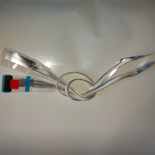 [0016--] LG 70UQ81006LB 2 NAPPES LVDS