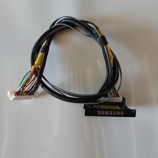 SAMSUNG UE50TU8005K – Bouton marche/arrêt